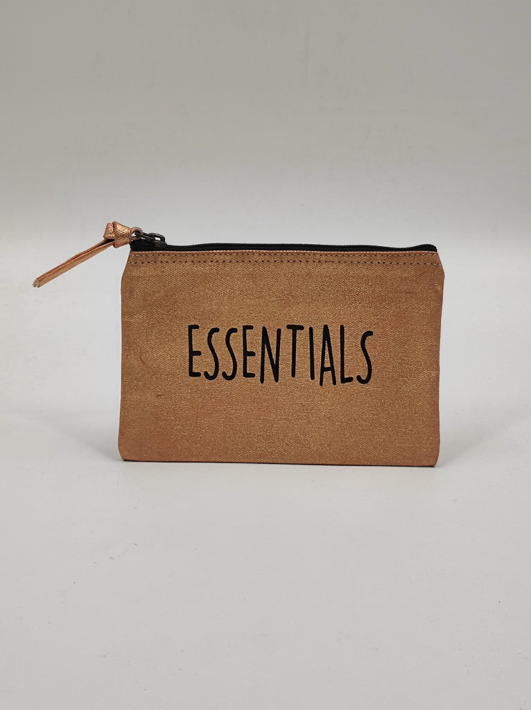 Makeup Organizer - "Essentials"Size: 19x13x5cm
Color: Metallic Rose Gold
Material: Recycled CottonBeautyThe Loft General TradingThe Loft General TradingMakeup Organizer - "Essentials"